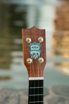 All Solid Hawaiian Koa Figure 8 Soprano Ukulele w/bag